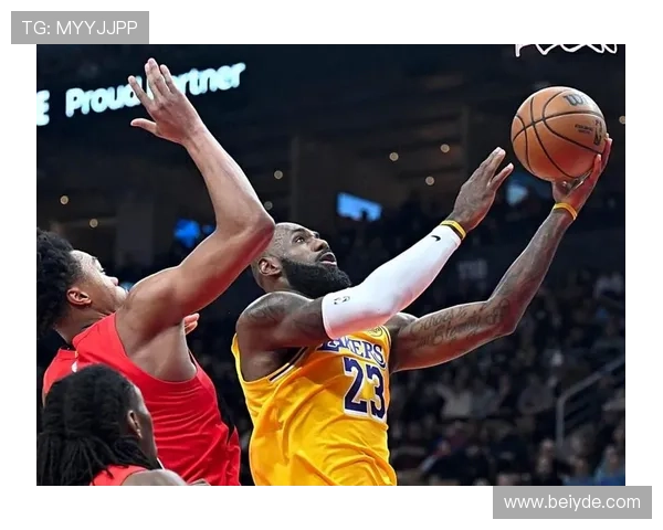 湖人轻取胜掘金顺利过关